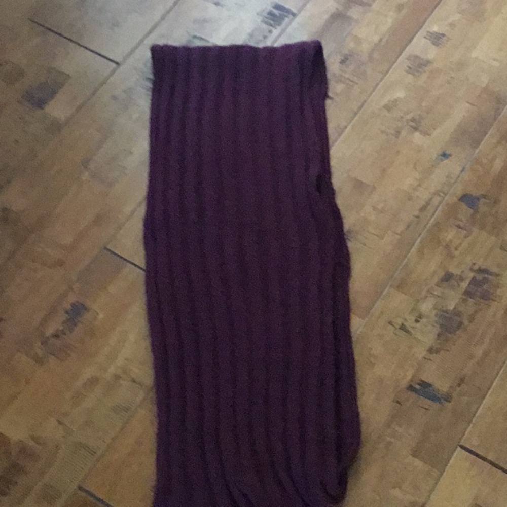 Scarf - Picture 2 of 2
